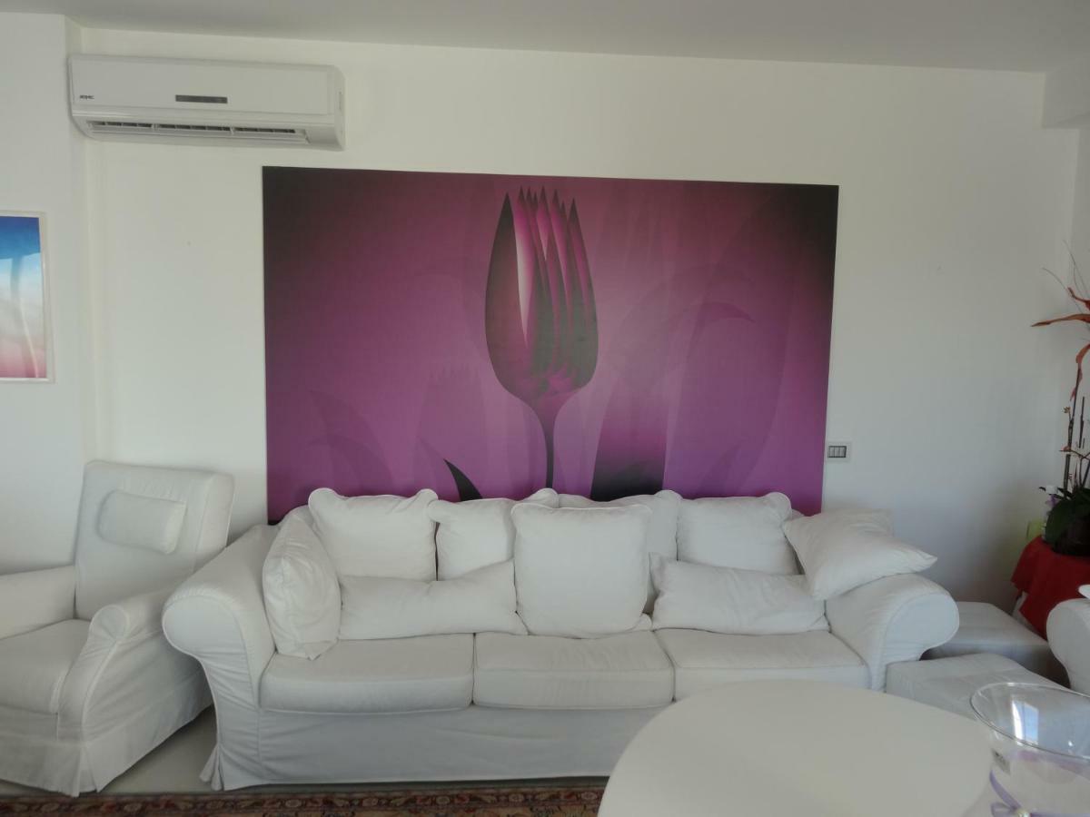 La Casa Di Gioconda Hotel Olbia Luaran gambar